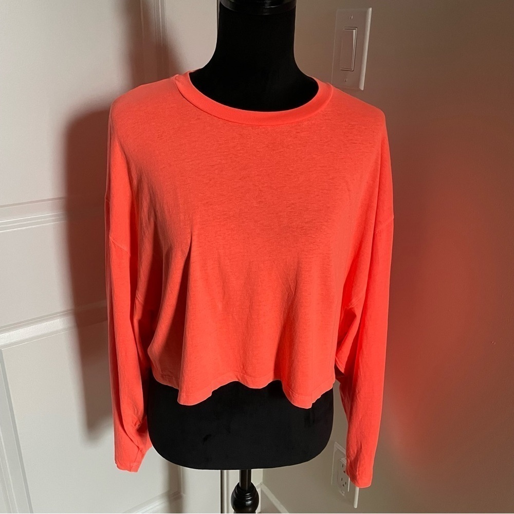 Aritzia TNA Florescent Orange Long Sleeve Oversized Cotton Crop Top EUC Size S